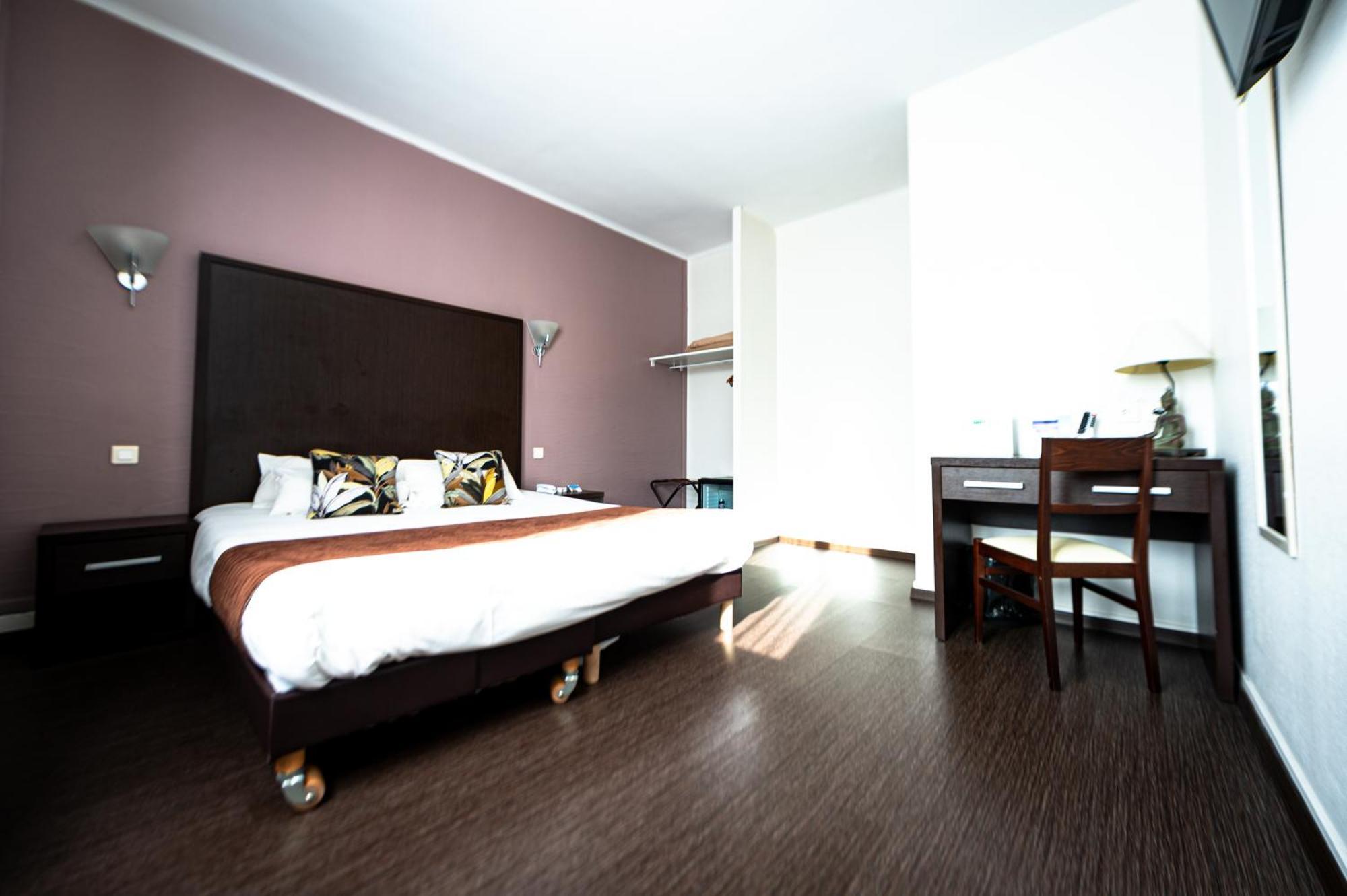 Brit Hotel Confort Auclair กีเรต์ ภายนอก รูปภาพ