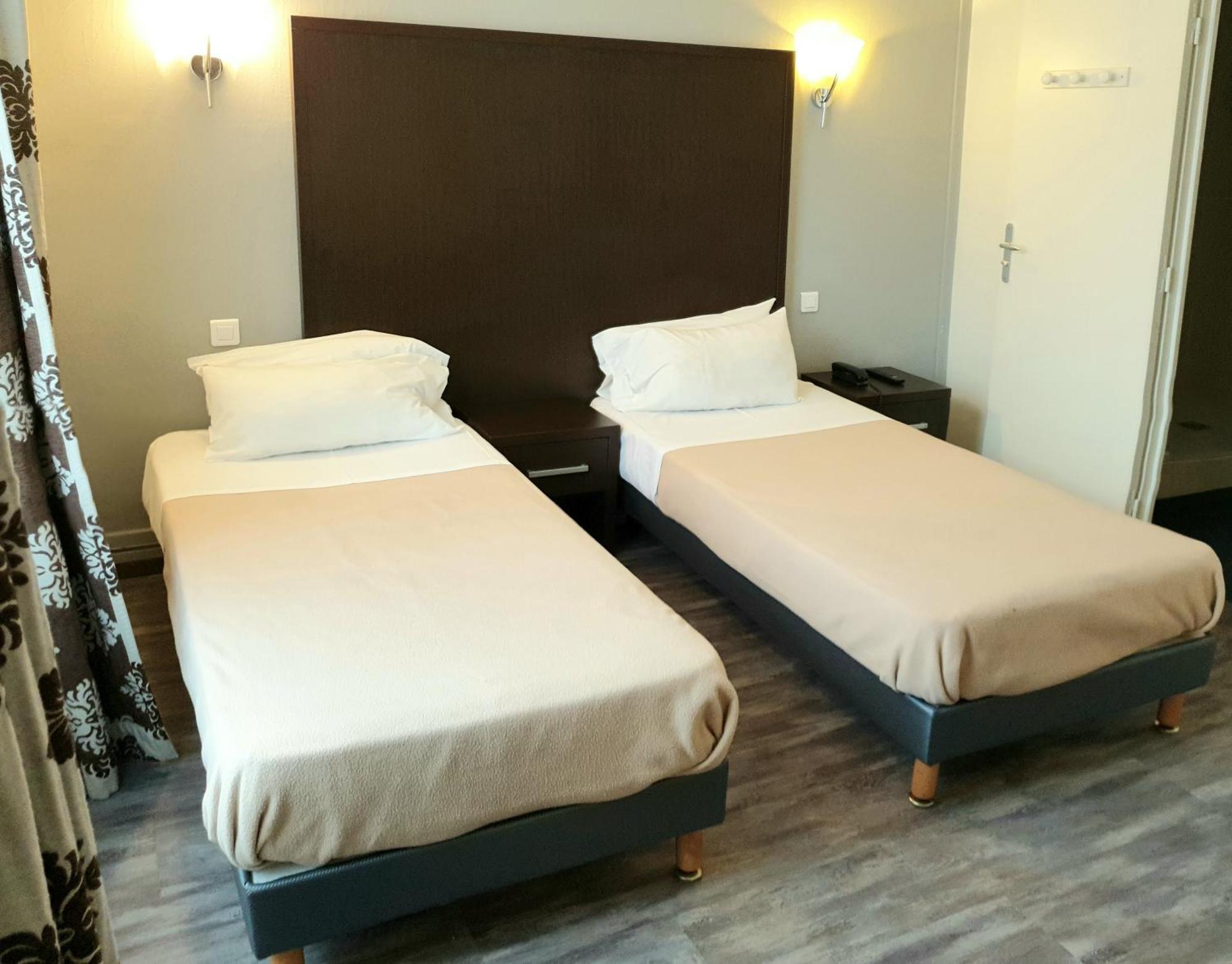 Brit Hotel Confort Auclair กีเรต์ ภายนอก รูปภาพ